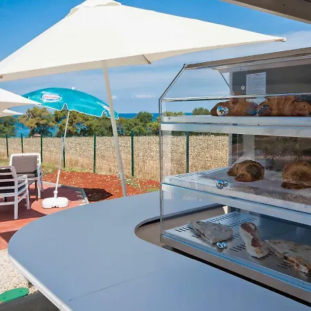 Holiday Camping Kastanija.4 Сasa de vacaciones Novigrad Istria