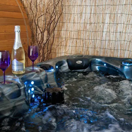 Holiday Camping Kastanija.4 Сasa de vacaciones Novigrad Istria