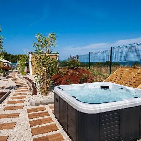 Holiday Camping Kastanija.4 Novigrad Istria