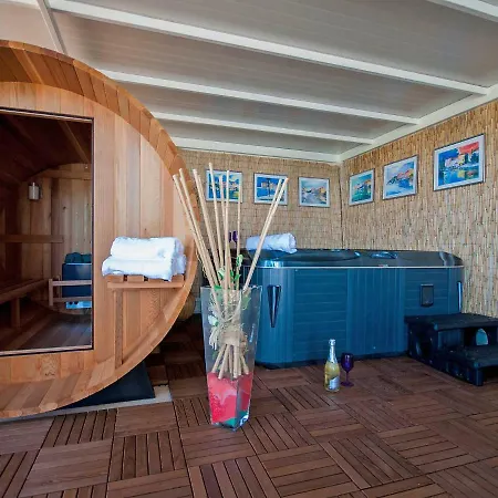 Holiday Camping Kastanija.4 Сasa de vacaciones Novigrad Istria